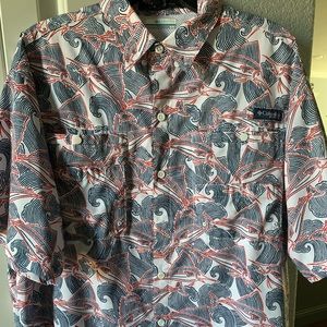 Columbia button up short sleeve shirt